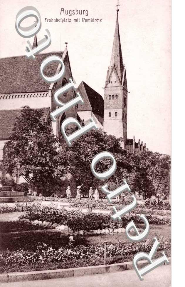 Frohnholplatz mit Vamkirche