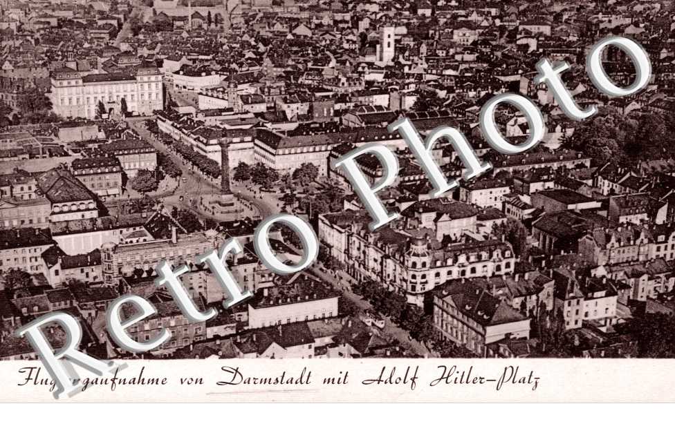 Flugzeugaufnahme von Darmstadt mit Adolf Hiltler Platzs