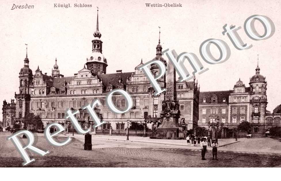 Konigl. Schloss. Wettin Obelisk