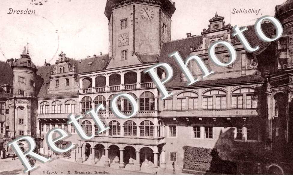 Schlosshof