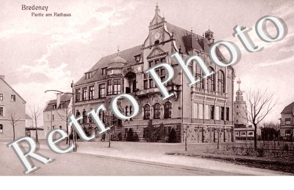 Bredeney, Partie am Rathaus