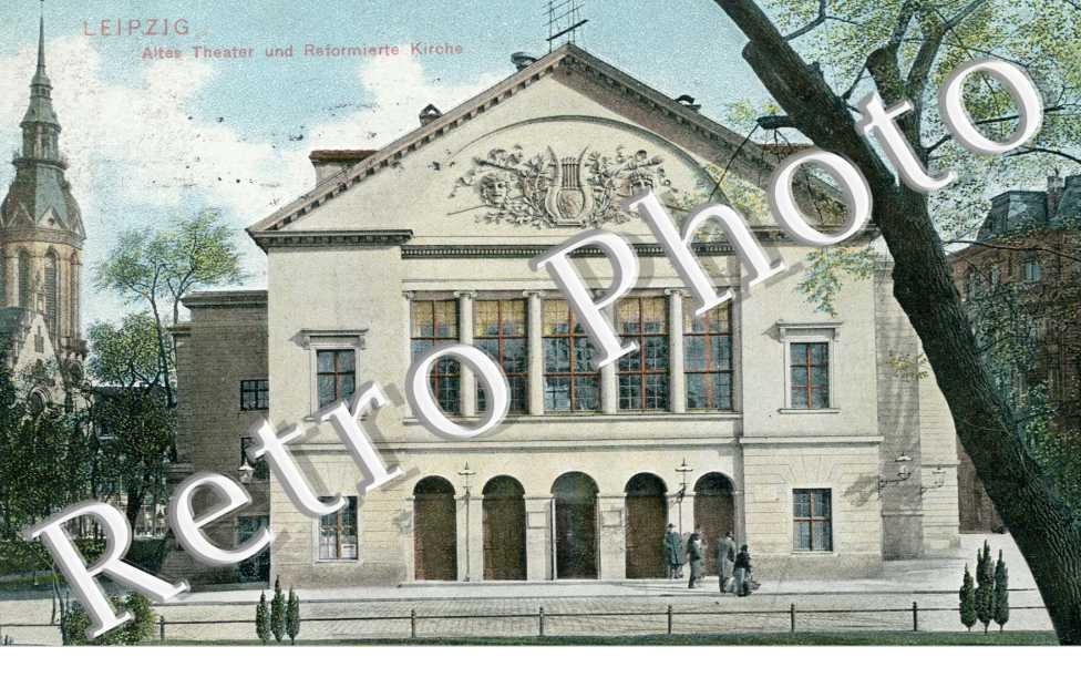 Altes Theater und Reformierte Kirche