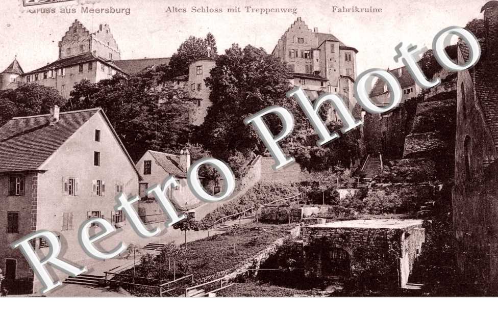 alte schloss mit Treppenweg, fabrikruine