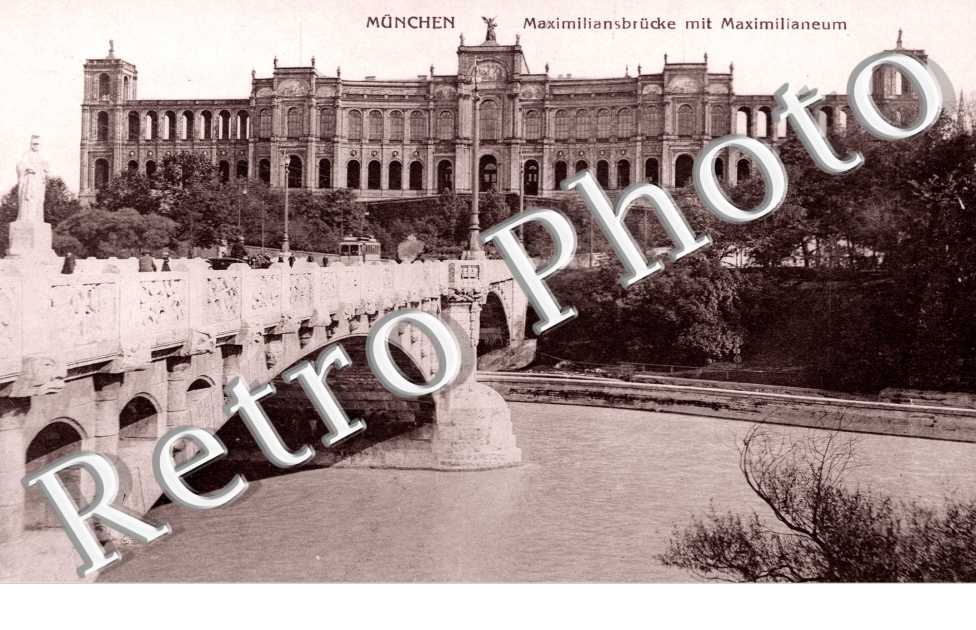 Maximiliansbrucke mit Maximilianeum
