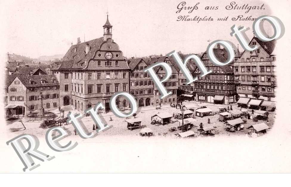 Marktplatz mit Rathaus