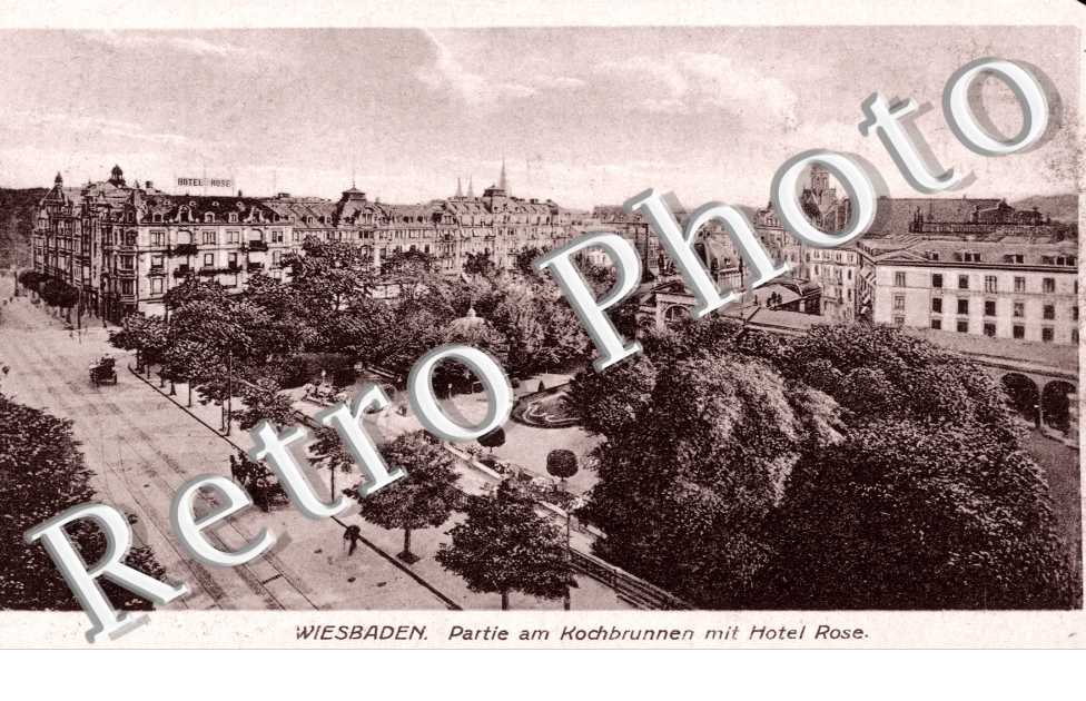 partie am Kochbrunnen mit Hotel Rose