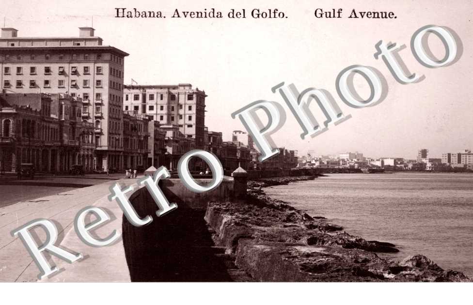 Avenida del Golfo. Gulf Avenue