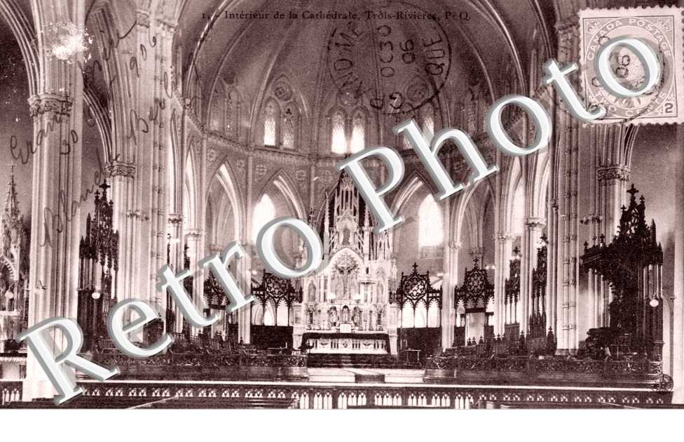 interieur de la cathedrale
