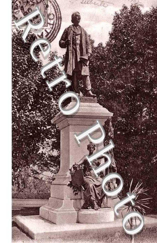 Statue Sir John A. Macdonald