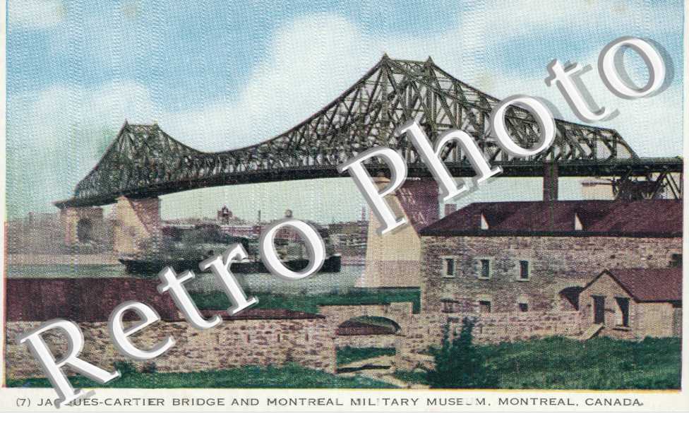 Jacques Cartier Bridge ans Montreal Military Museum