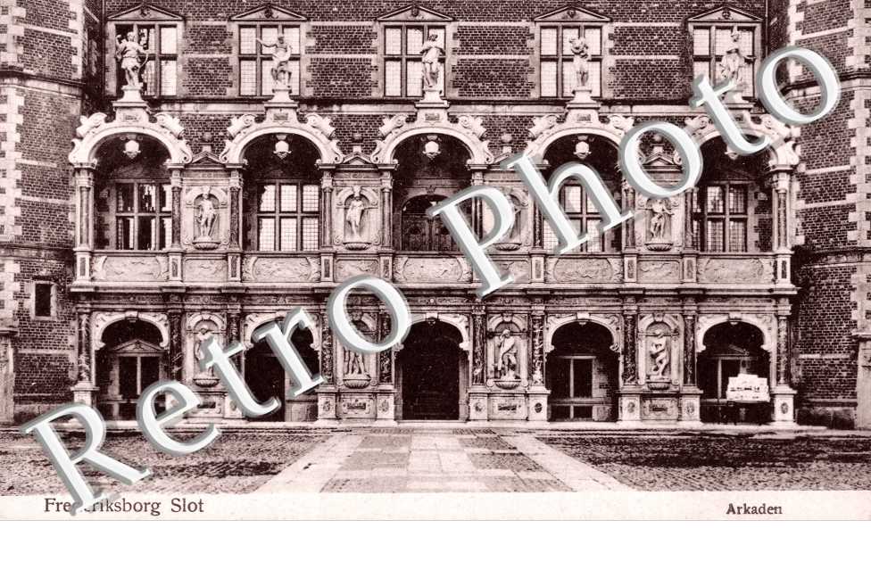 Slot, Arkaden
