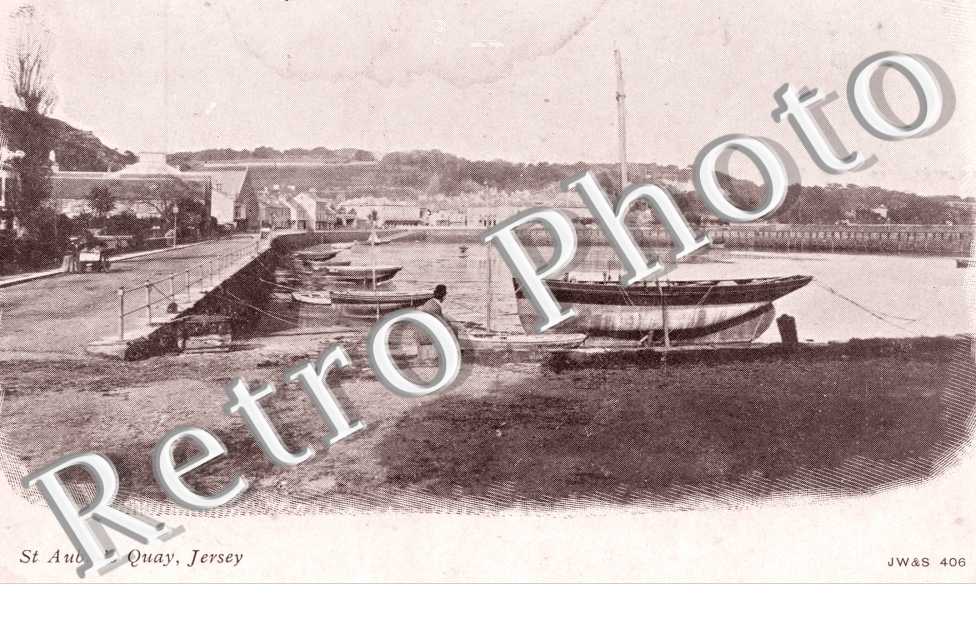 Saint-Aubin&#039;s Quay