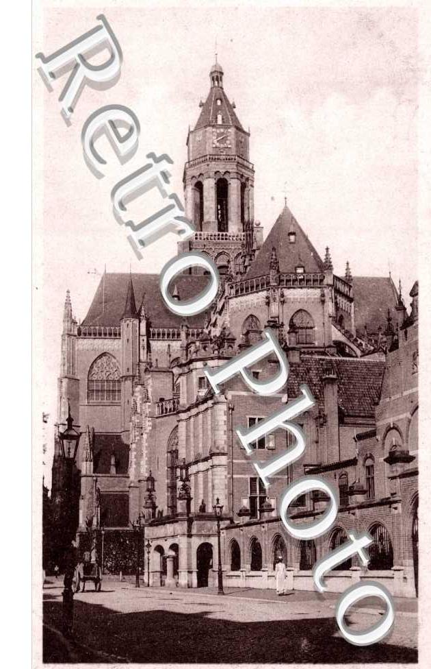  Groote Kerk met Stadhuis