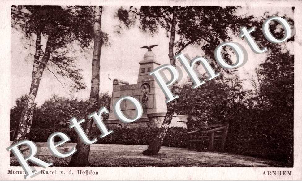 Monument Karel v. d. Heijden