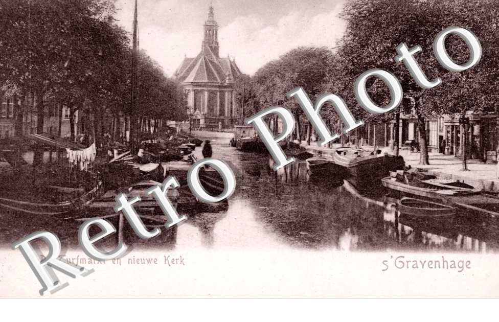 De Turfmarkt en nieuwe Kerk. Le Turfmarkt et la nouvelle eglise