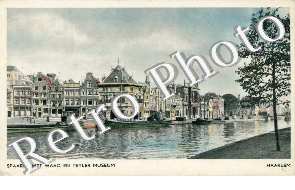 Spaarne met Waag en Teyler Museum