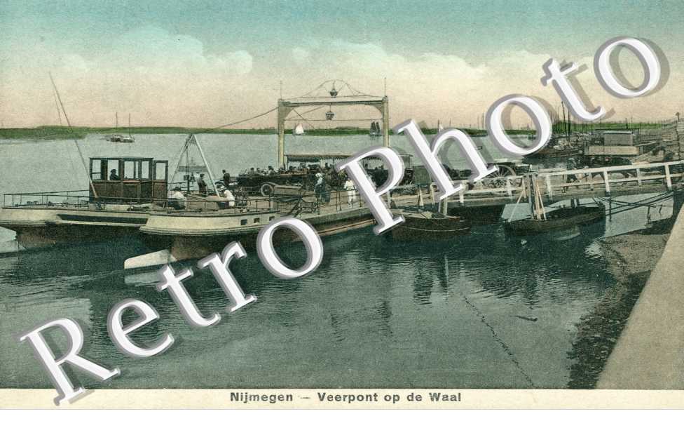 Veerpont op de Waal