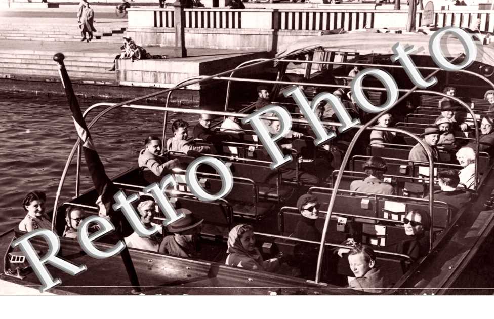 Oslo with Bathservice 1952