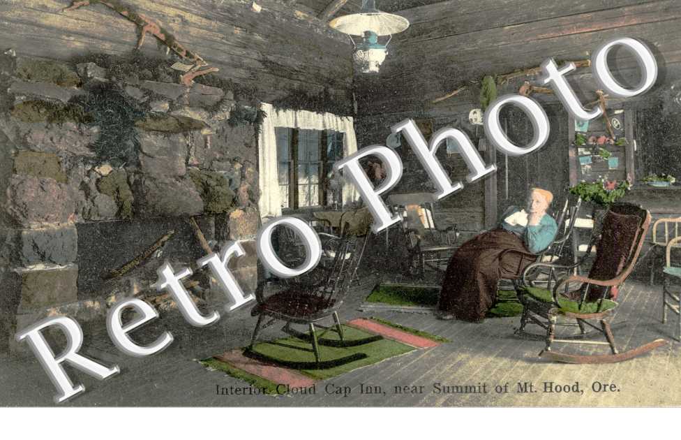 Interior Cloud Cap Inn