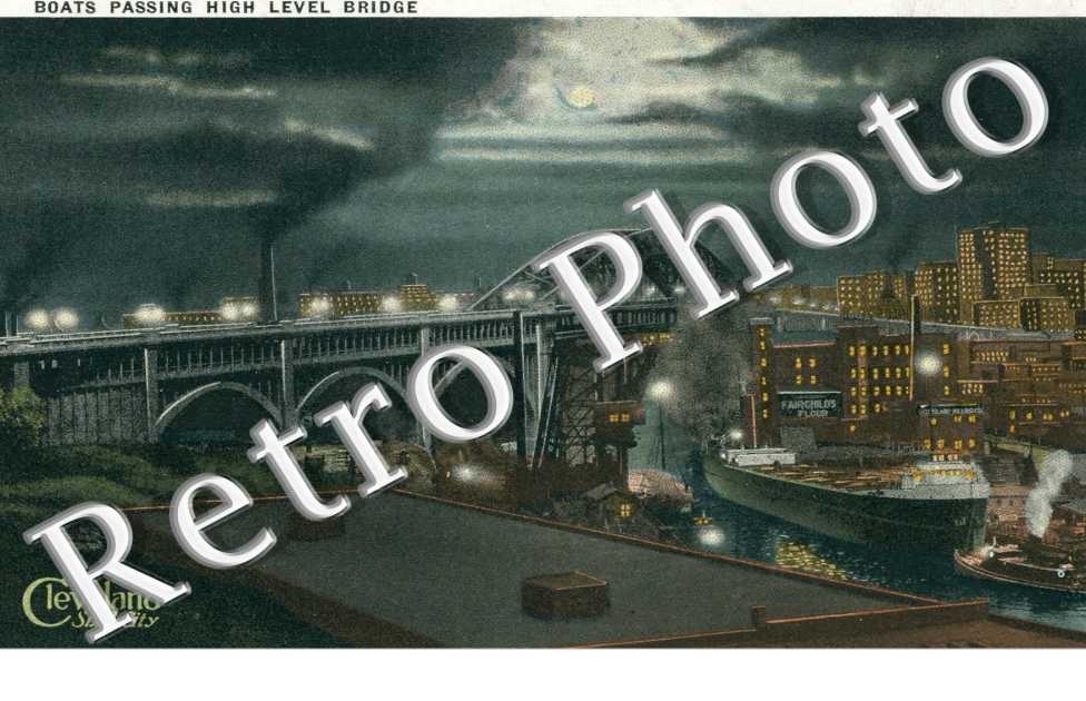 Boats passing high level bridge