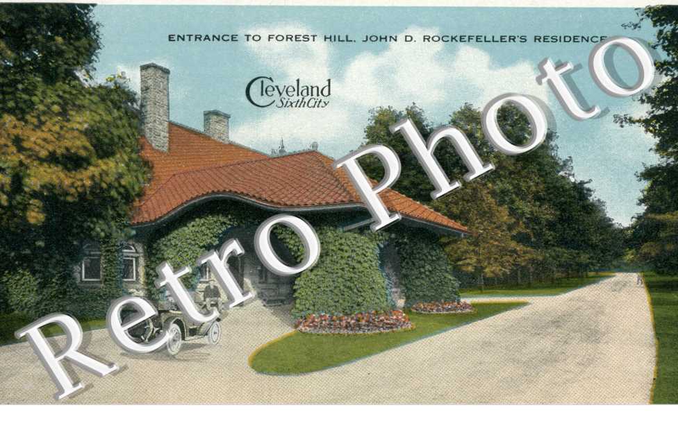 Entrance to forest hill, John D. Rockefeller&#039;s residence