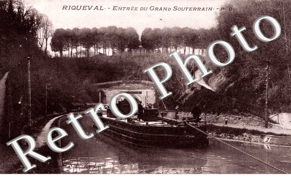 RIQUEVAL entree du grand souterrain