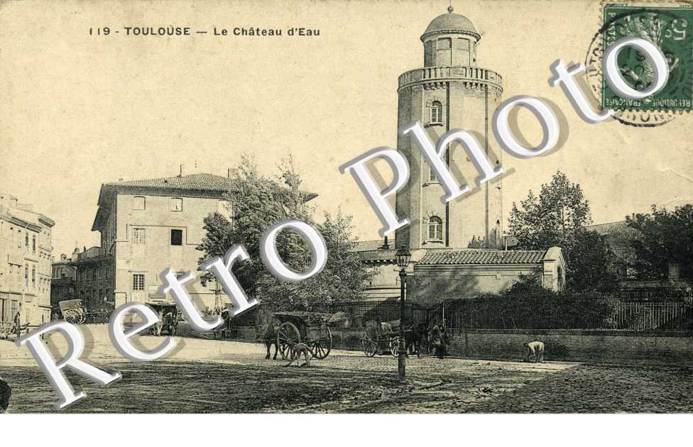 Chateau d&#039;eau -  place Laganne