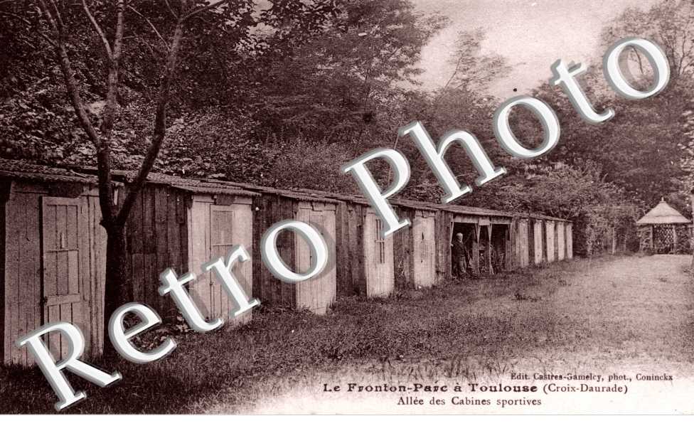 Le Fronton-Parc Croix-Daurade  - allee des cabines sportives