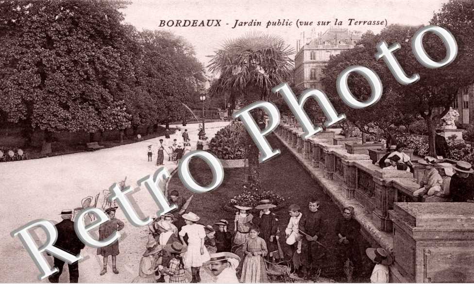Jardin Public (vue sur la Terrasse)