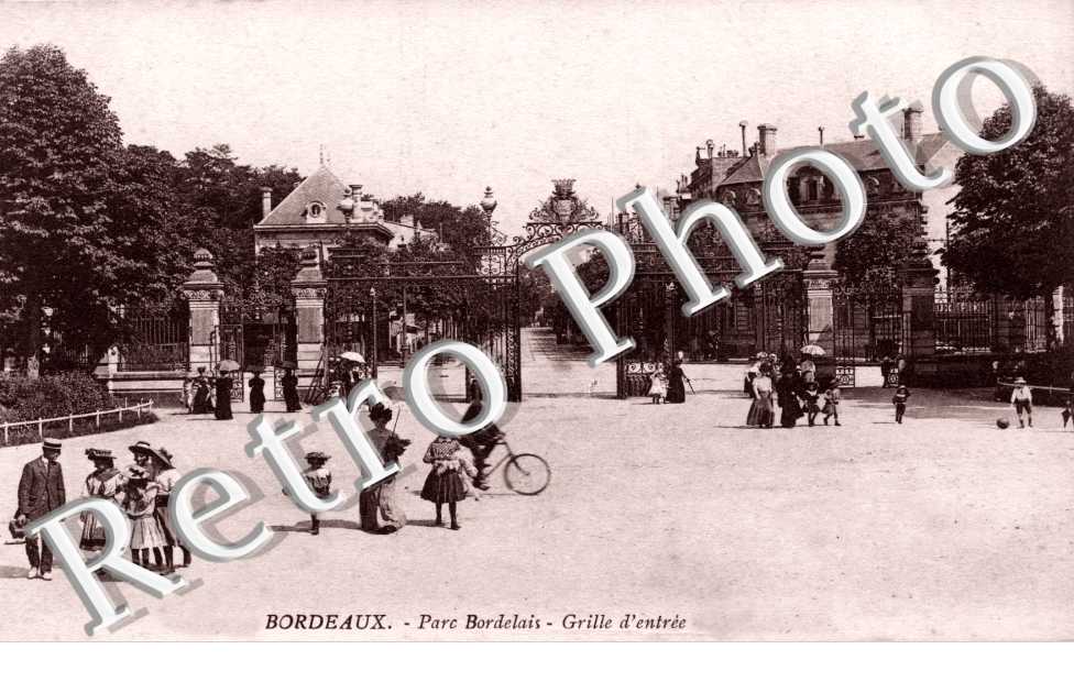 Parc Bordelais - Grille d'Entree