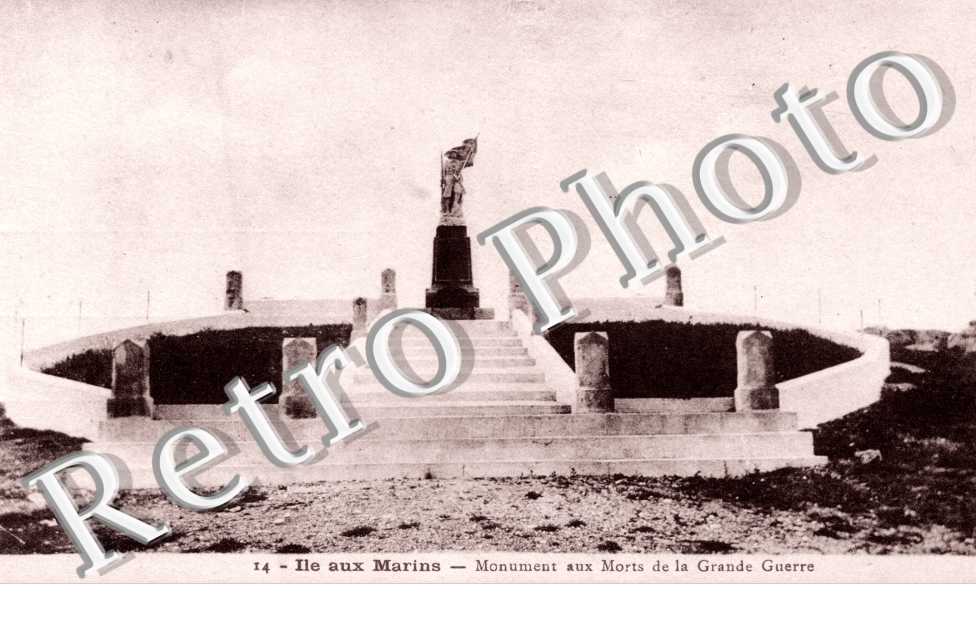 Ile aux marins - monument aux morts  (Briand)