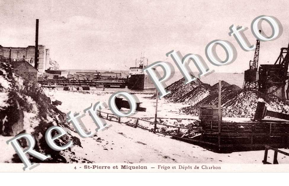 Frigo et Depot de Charbon