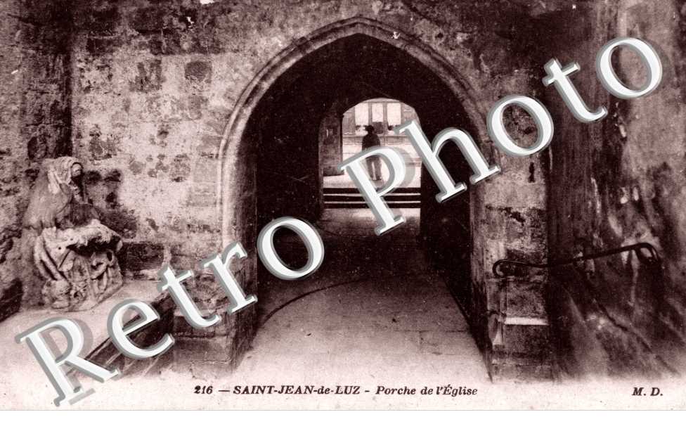 porche de l&#039;eglise