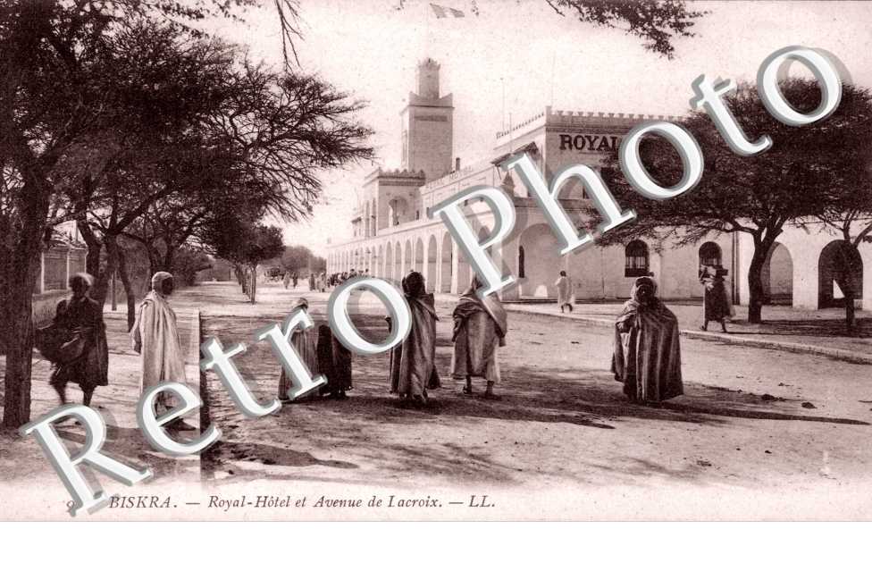 Royal-Hotel et Avenue de Lacroix