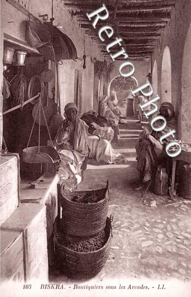 Boutiquiers sous les Arcades