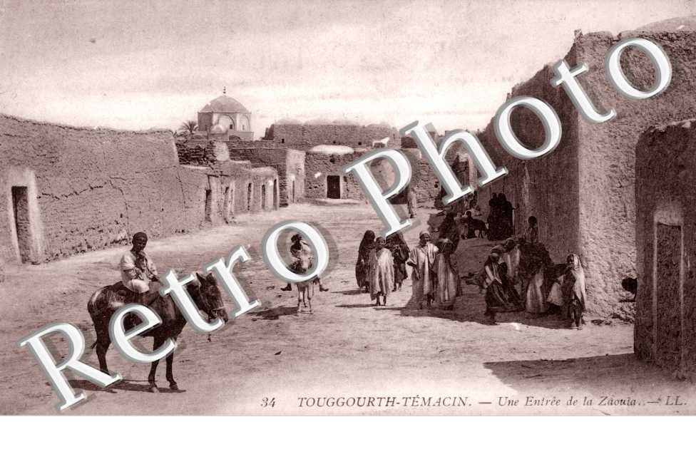 Une Entree de la Zaouia