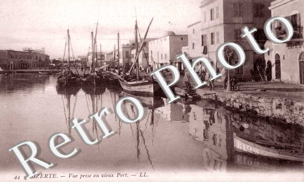 Vue  prise au Vieux Port