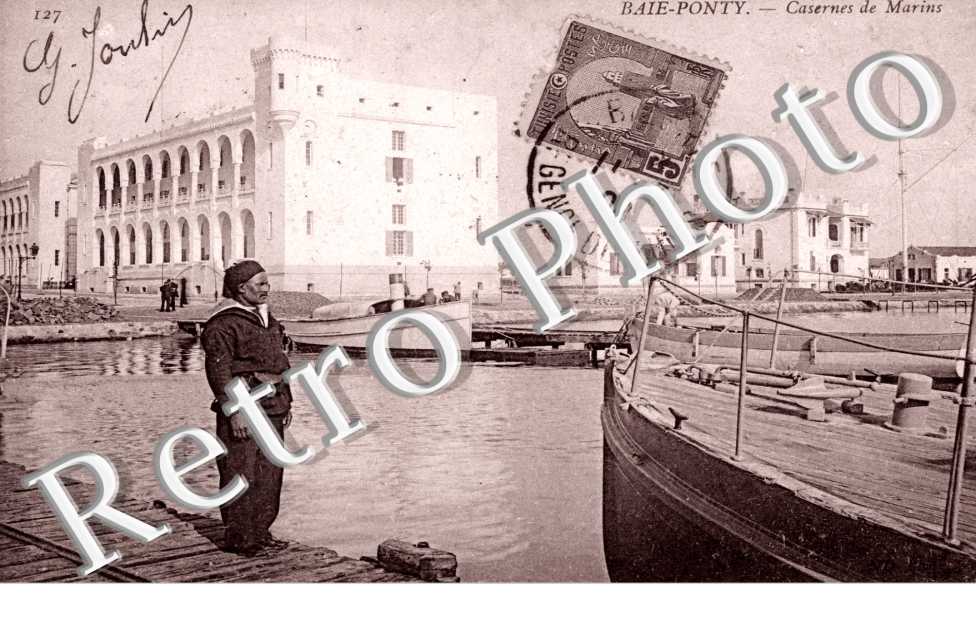 Baie Ponty, Caserne de Marins