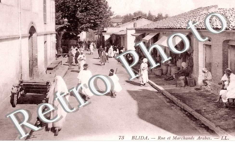 Rue et Marchands Arabes