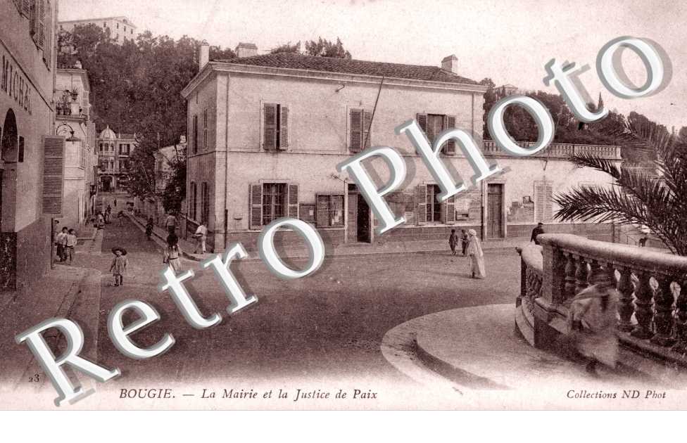 la Mairie et le Palais de Paix (Justice palais)