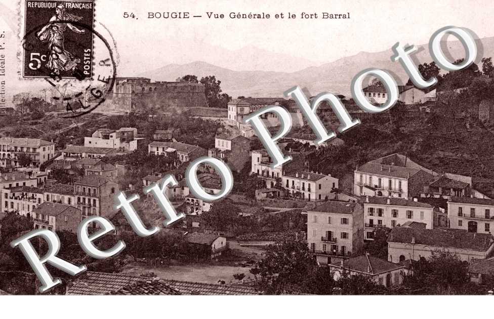Vue generale et le Fort Barral
