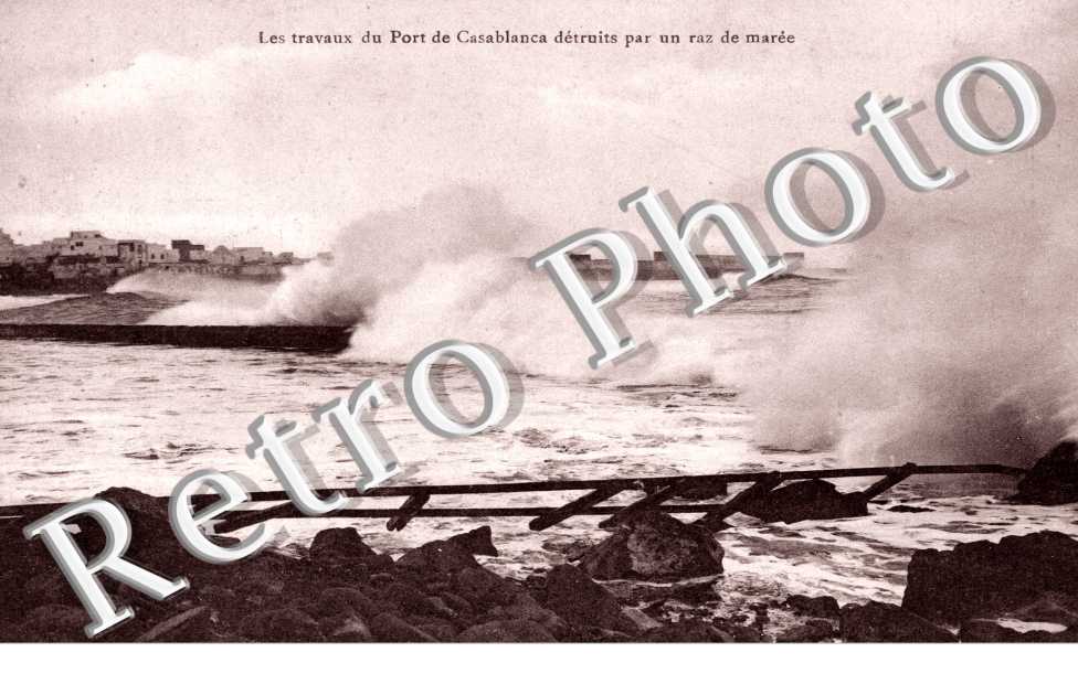 Les traveaux du Port de Casablanca detruits par un raz de maree