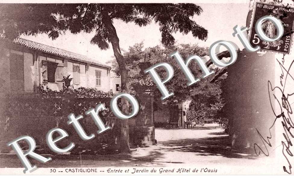 Entree et jardin du grand hotel de l&#039;Oasis