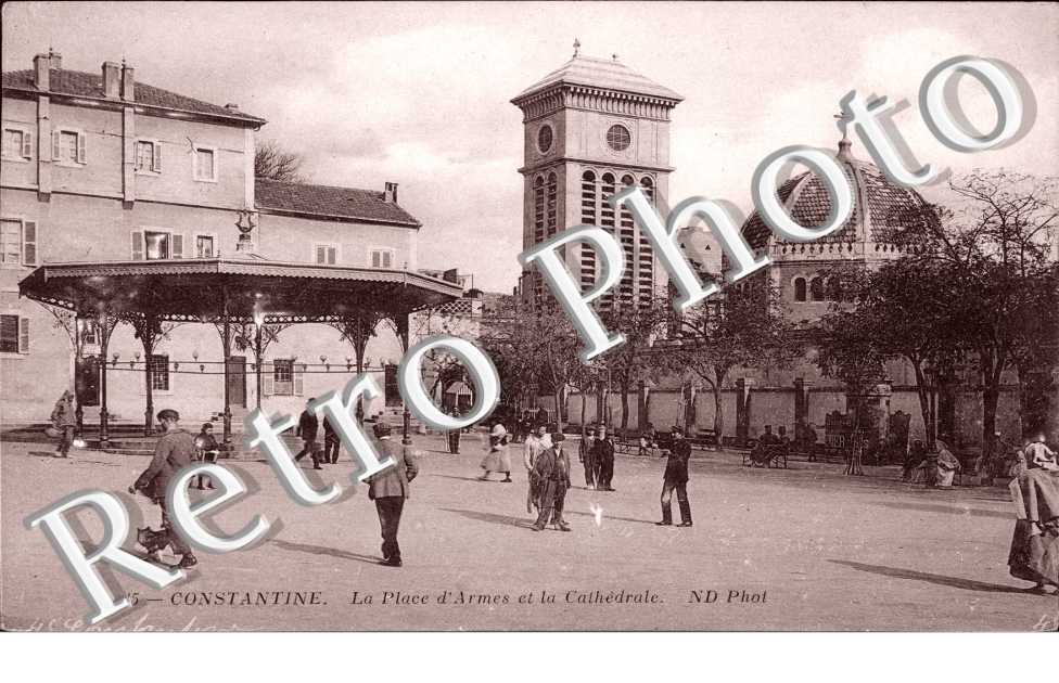 la Place d'Armes et la Cathedrale