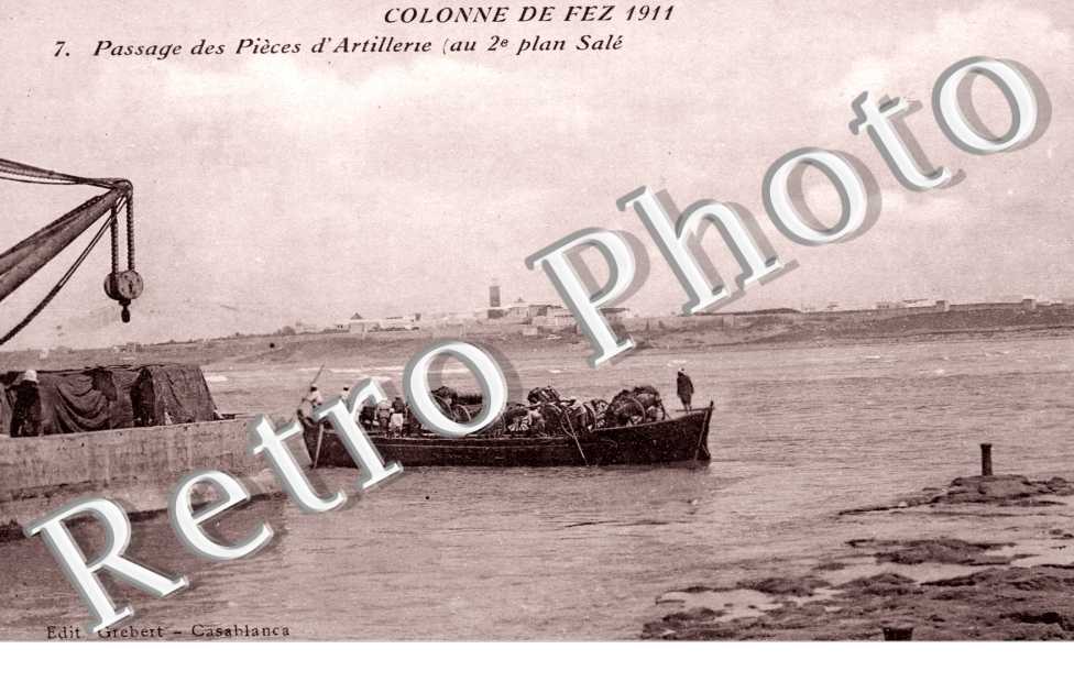 Passage des pièces d'Artillerie