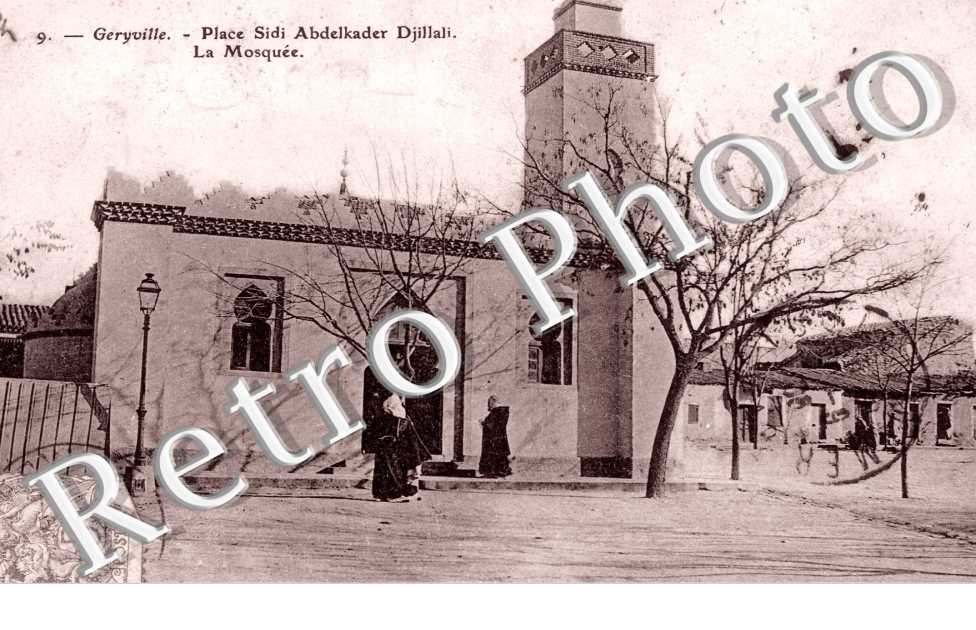 Place Sidi - la mosquee