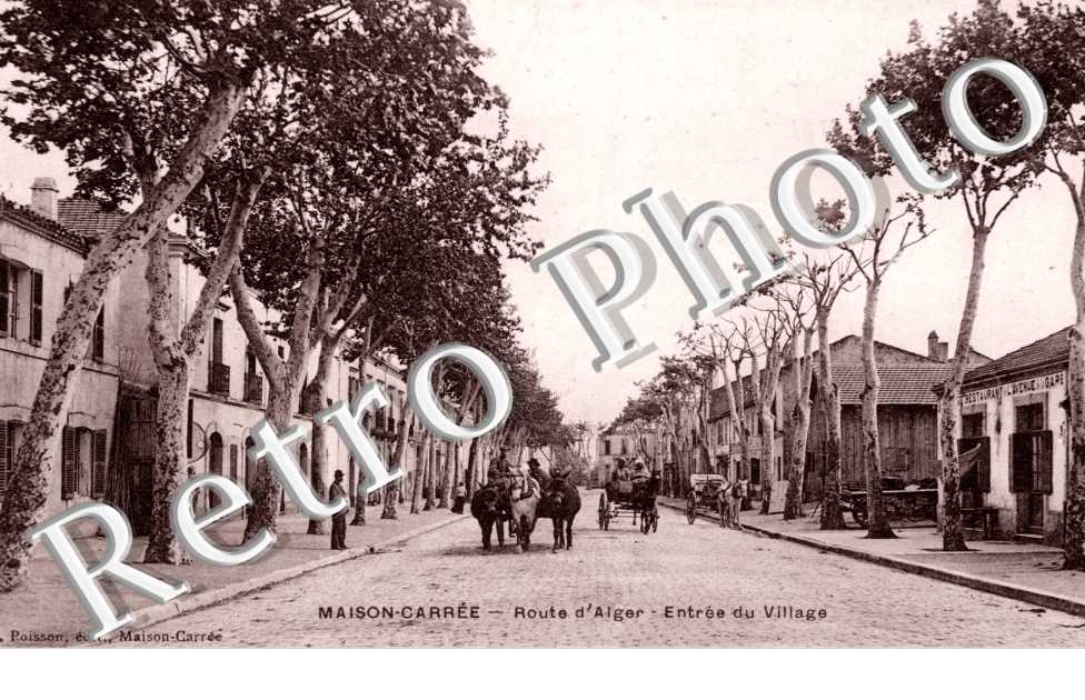 Route d&#039;Alger, Entree du Village