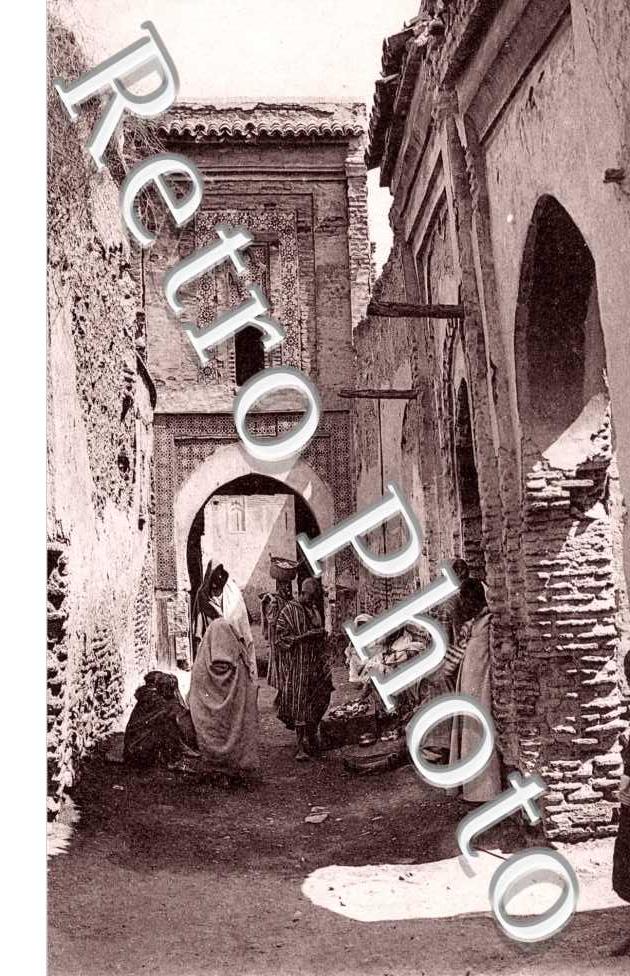 Rue et Portique de Sidi Ben-Slimane