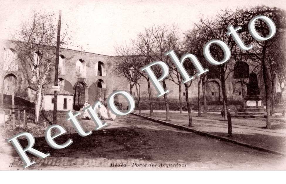 Porte des Acqueducs