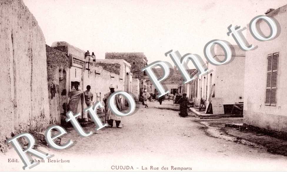 la Rue des Remparts
